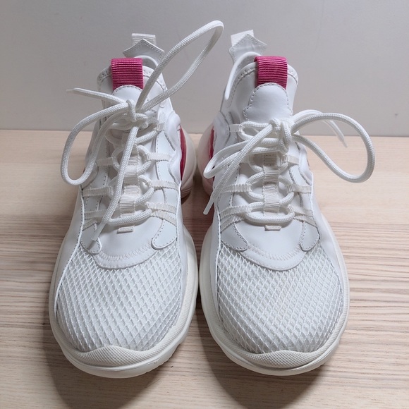 Moncler sneakers - Picture 7 of 8